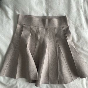 Club Mónaco pleated mini skirt Medium NWT